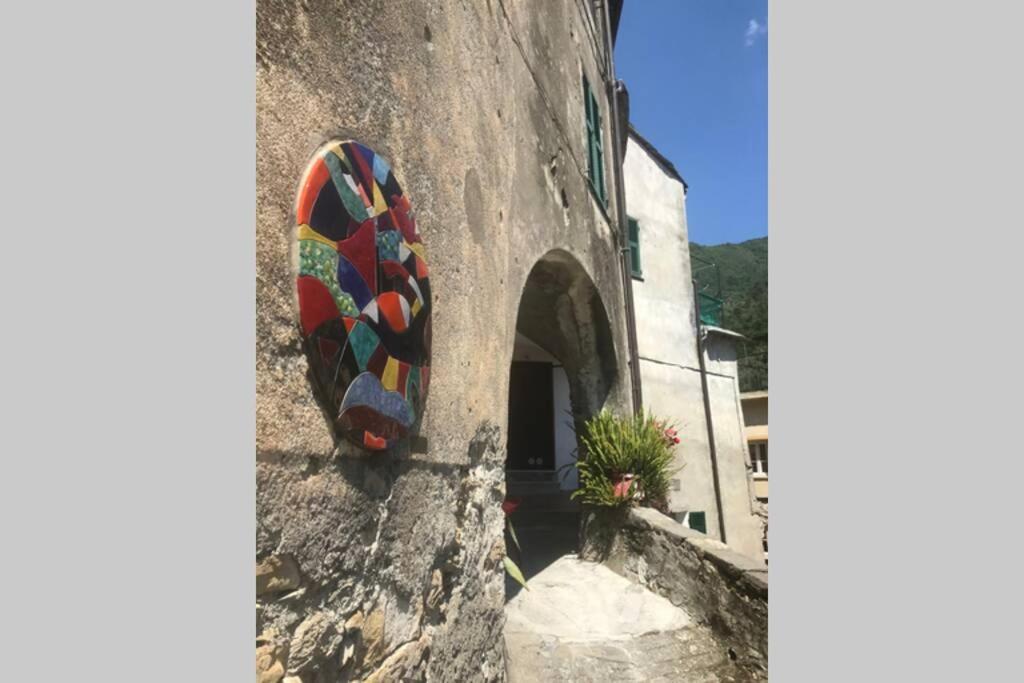 Alloggio U Sportegu Da E Monti A Giaia Badalucco Luaran gambar