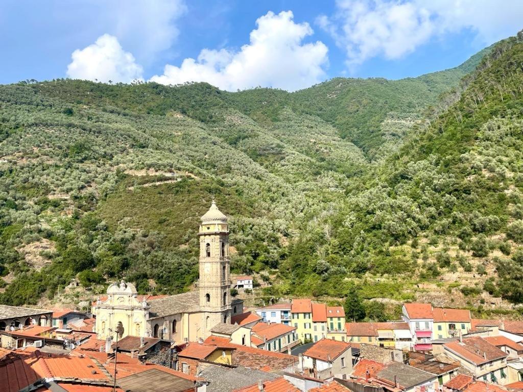 Alloggio U Sportegu Da E Monti A Giaia Villa Badalucco Luaran gambar