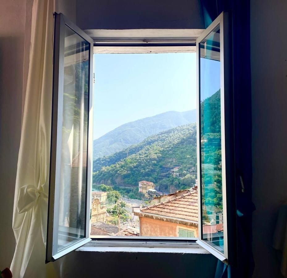 Alloggio U Sportegu Da E Monti A Giaia Badalucco Luaran gambar
