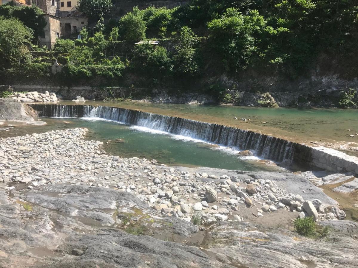 Alloggio U Sportegu Da E Monti A Giaia Badalucco Luaran gambar