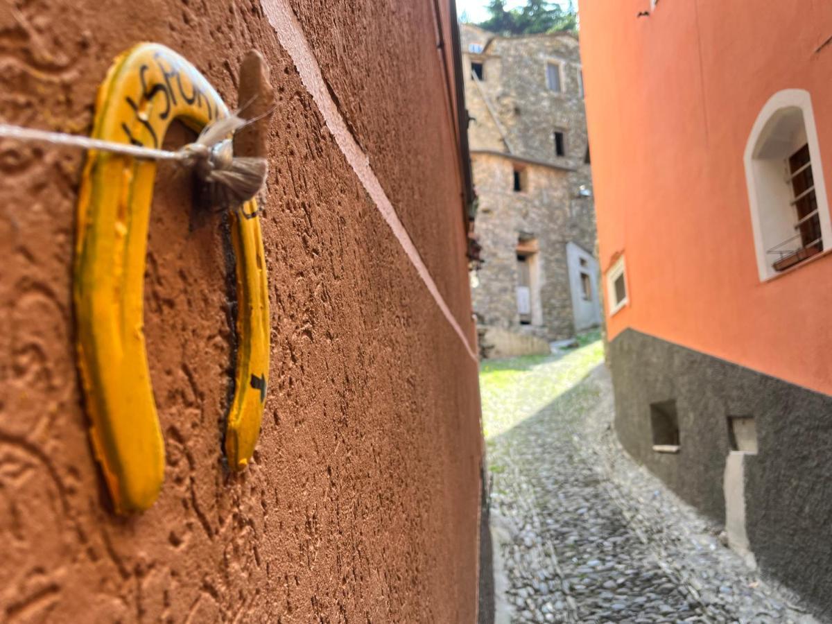 Alloggio U Sportegu Da E Monti A Giaia Villa Badalucco Luaran gambar